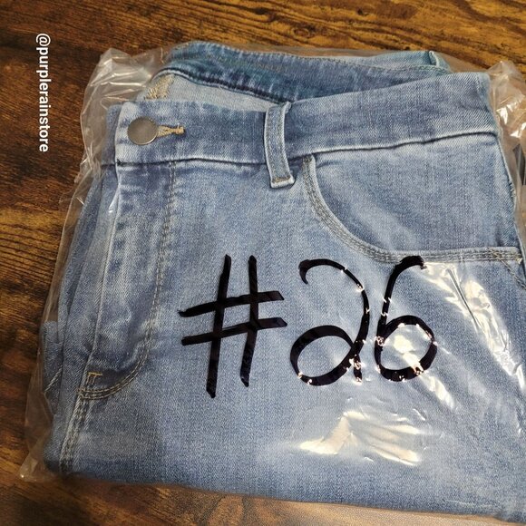 Chico's Jeans 1 = 8 Girlfriend Slim Ankle Mid Rise Stretch Medium Light Wash - Picture 11 of 11